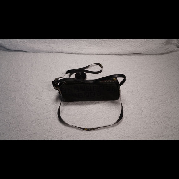 ❌❌❌SOLD❌❌❌ Fendi Mini Tubular Bag - Picture 13 of 13